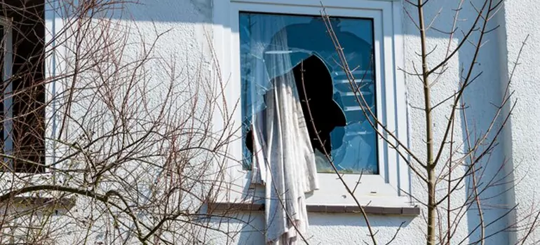 Storm Window Installation Contractors in Sunset, FL